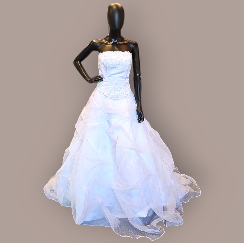Alfred Sung Organza Beaded Wedding Gown
